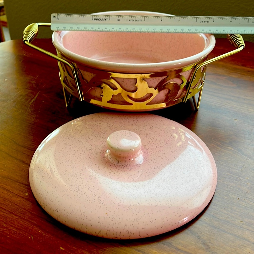 Vintage speckled pink Bauer casserole bowl